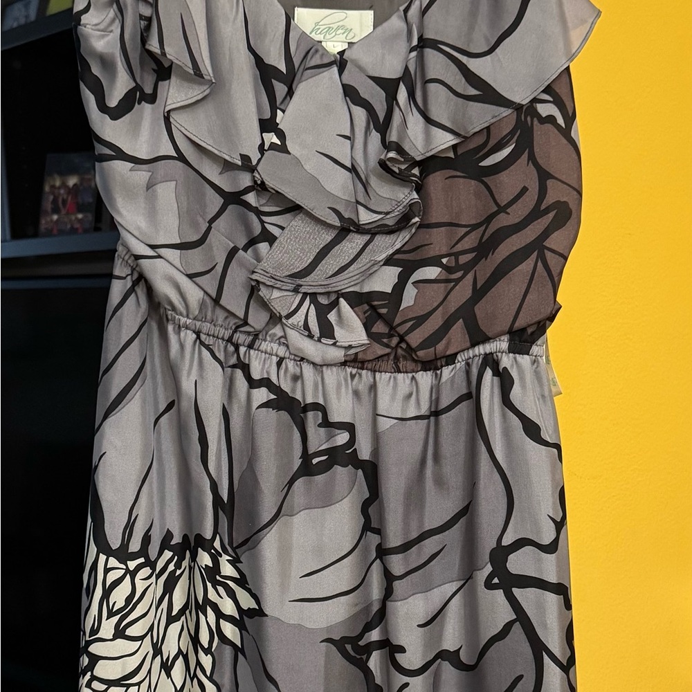 Haven Elegant Gray Dress Size fits a 8/10